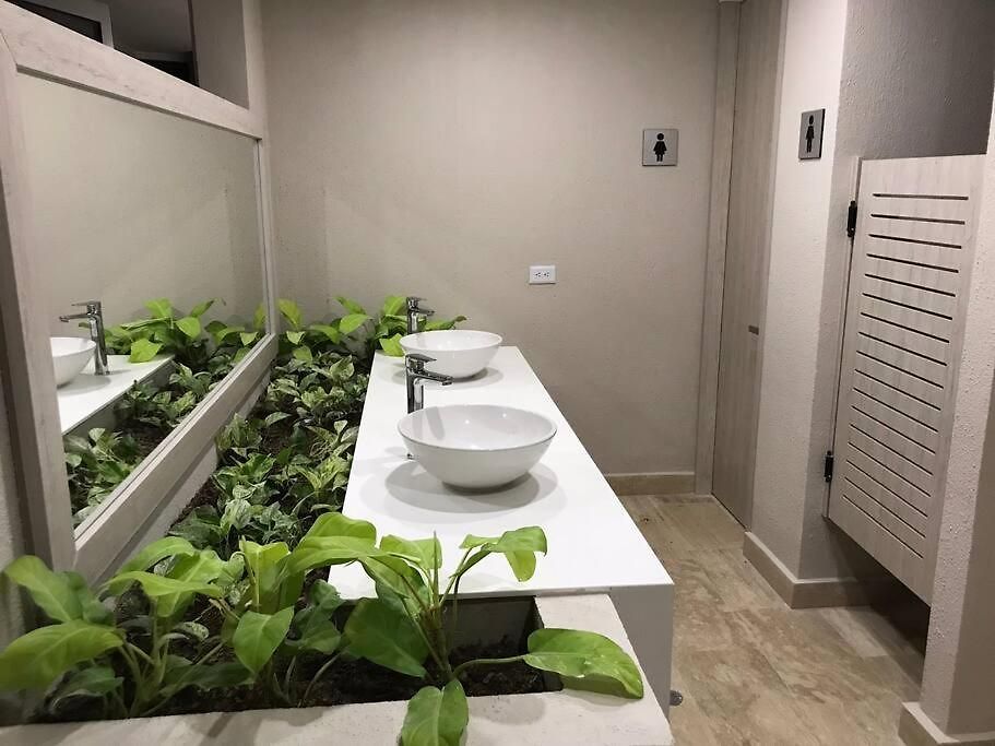 En Edificio Con Espectacular Terraza *