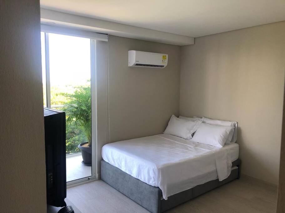 Apartamento En Edificio Con Espectacular Terraza *